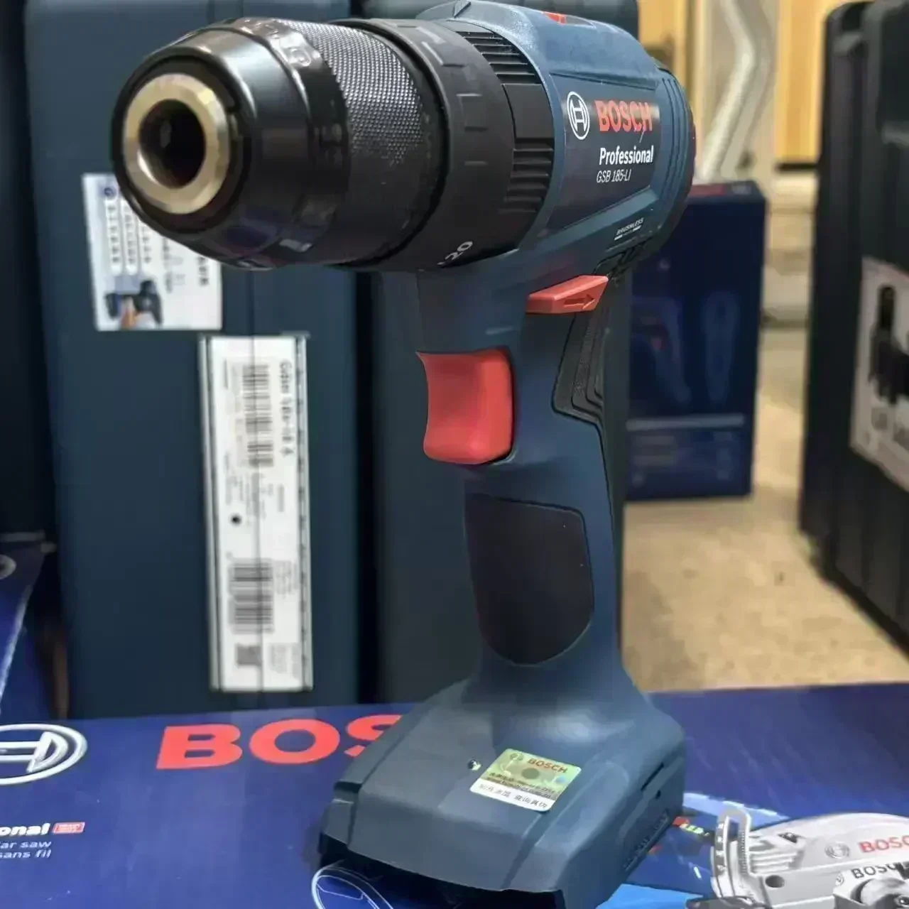 Brushless Cordless Electric Drill 18V - Bosch GSB 185-LI, Bor Listrik Tanpa